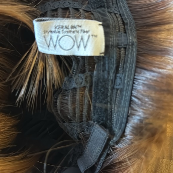 Luxhair Wow Wig, Auburn, Adjustable, Keralon Styleable Synthetic Fiber - Picture 9 of 9